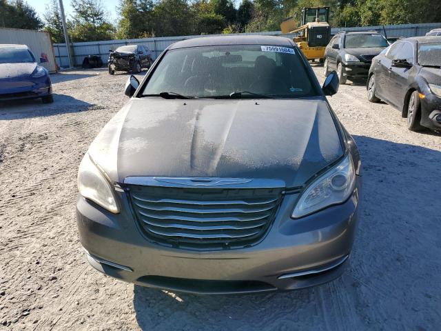 VIN 1C3CCBAB6DN698157 2013 Chrysler 200, LX no.5