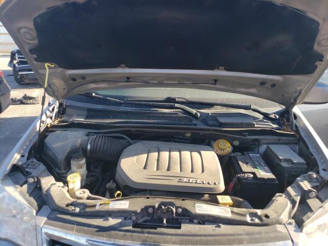 2016 CHRYSLER TOWN & COU - 2C4RC1BG6GR215378
