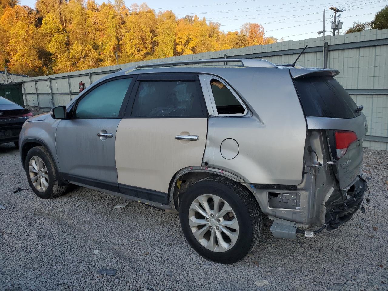 Lot #2921558667 2014 KIA SORENTO EX