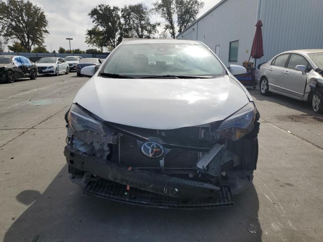 VIN 2T1BURHE2JC086419 2018 Toyota Corolla, L no.5