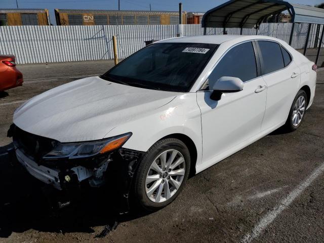 VIN 4T1B11HK9JU636066 2018 Toyota Camry, L no.1