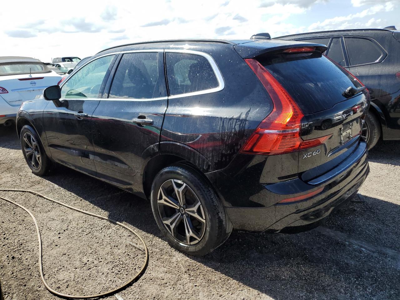 Lot #2989157940 2022 VOLVO XC60 B5 MO