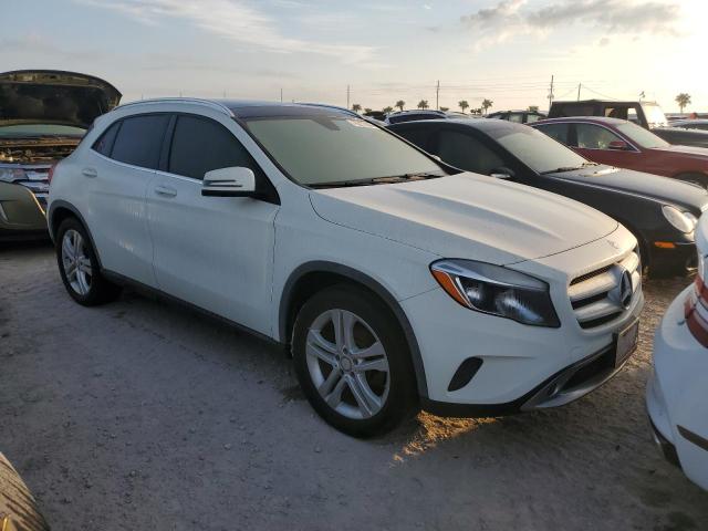 VIN WDCTG4GB1FJ184899 2015 Mercedes-Benz GLA-Class,... no.4