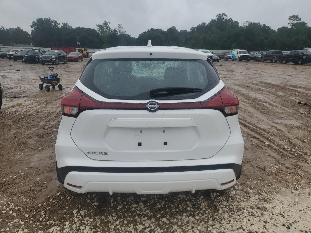 Lot #2972042017 2024 NISSAN KICKS S