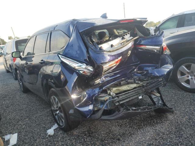 VIN 5TDGZRAH3MS517857 2021 Toyota Highlander, Xle no.2