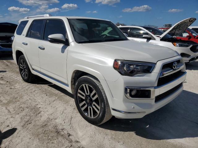 VIN JTEZU5JR4K5196533 2019 Toyota 4runner, SR5 no.4