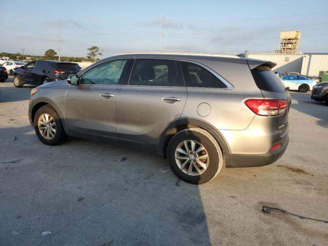 VIN 5XYPG4A36HG265506 2017 KIA Sorento, LX no.2