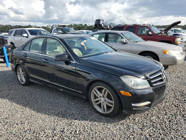 VIN WDDGF4HB1EA945749 2014 Mercedes-Benz C-Class, 250 no.4