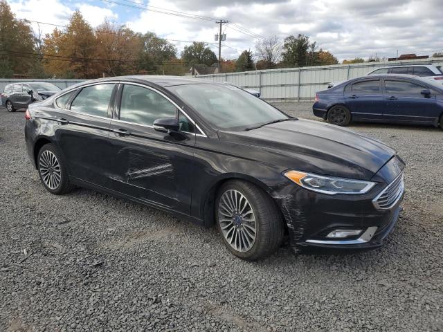 VIN 3FA6P0D93JR137262 2018 Ford Fusion, Titanium/Pl... no.4