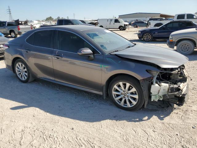 VIN 4T1B11HK3JU520829 2018 Toyota Camry, L no.4