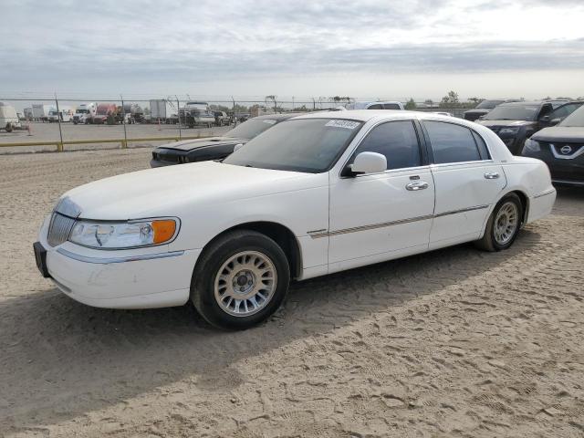 1999 LINCOLN TOWN CAR E #3024742282