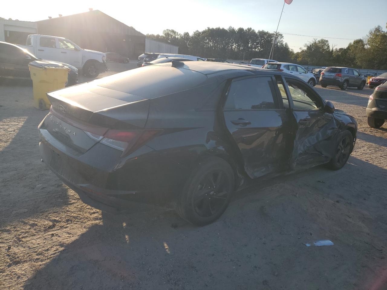 Lot #2986727276 2021 HYUNDAI ELANTRA SE