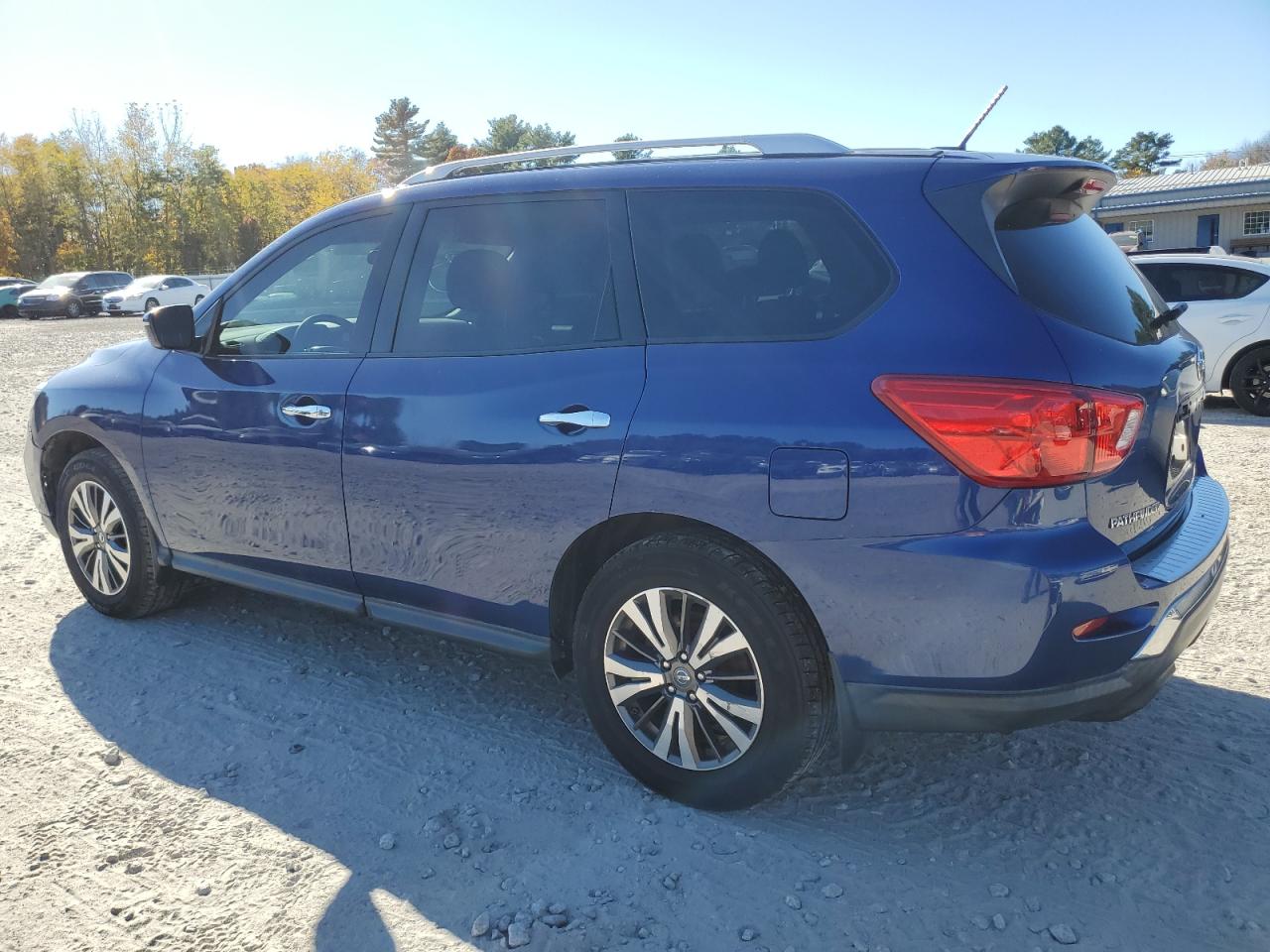 Lot #2942521172 2017 NISSAN PATHFINDER