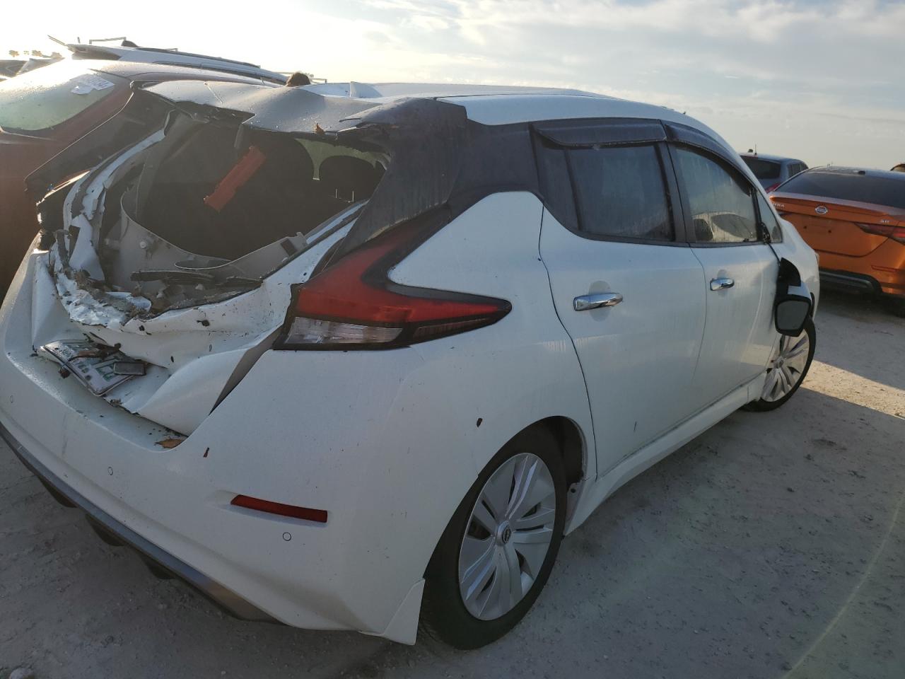 Lot #2986854103 2023 NISSAN LEAF S