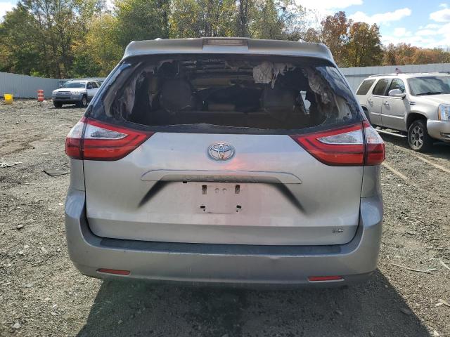 VIN 5TDKZ3DC0JS919757 2018 Toyota Sienna, LE no.6