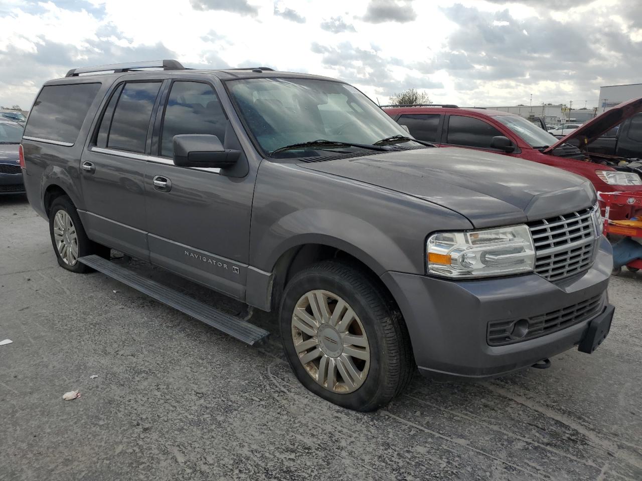 Lot #2955021784 2013 LINCOLN NAVIGATOR