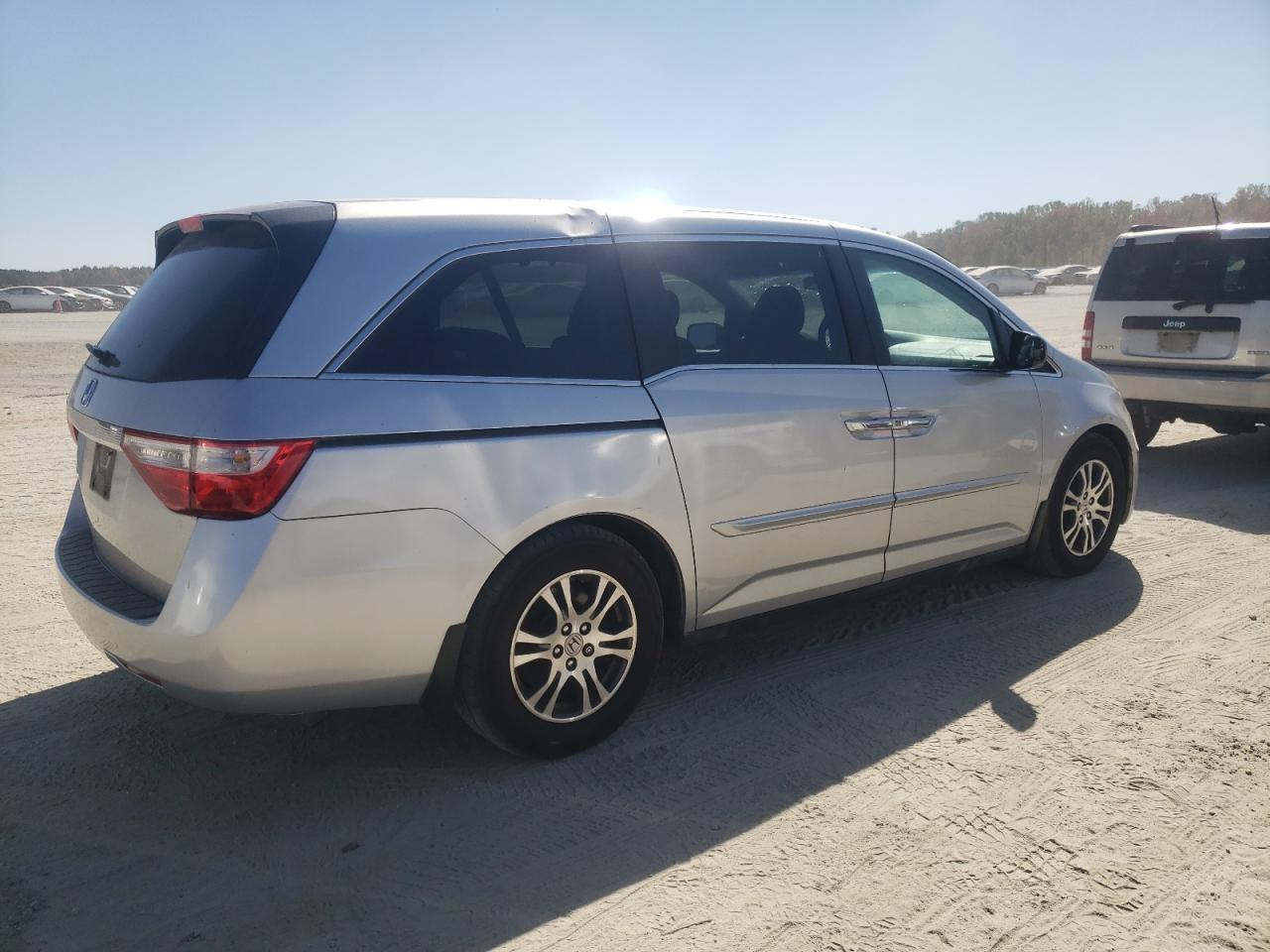 Lot #2919433434 2012 HONDA ODYSSEY EX