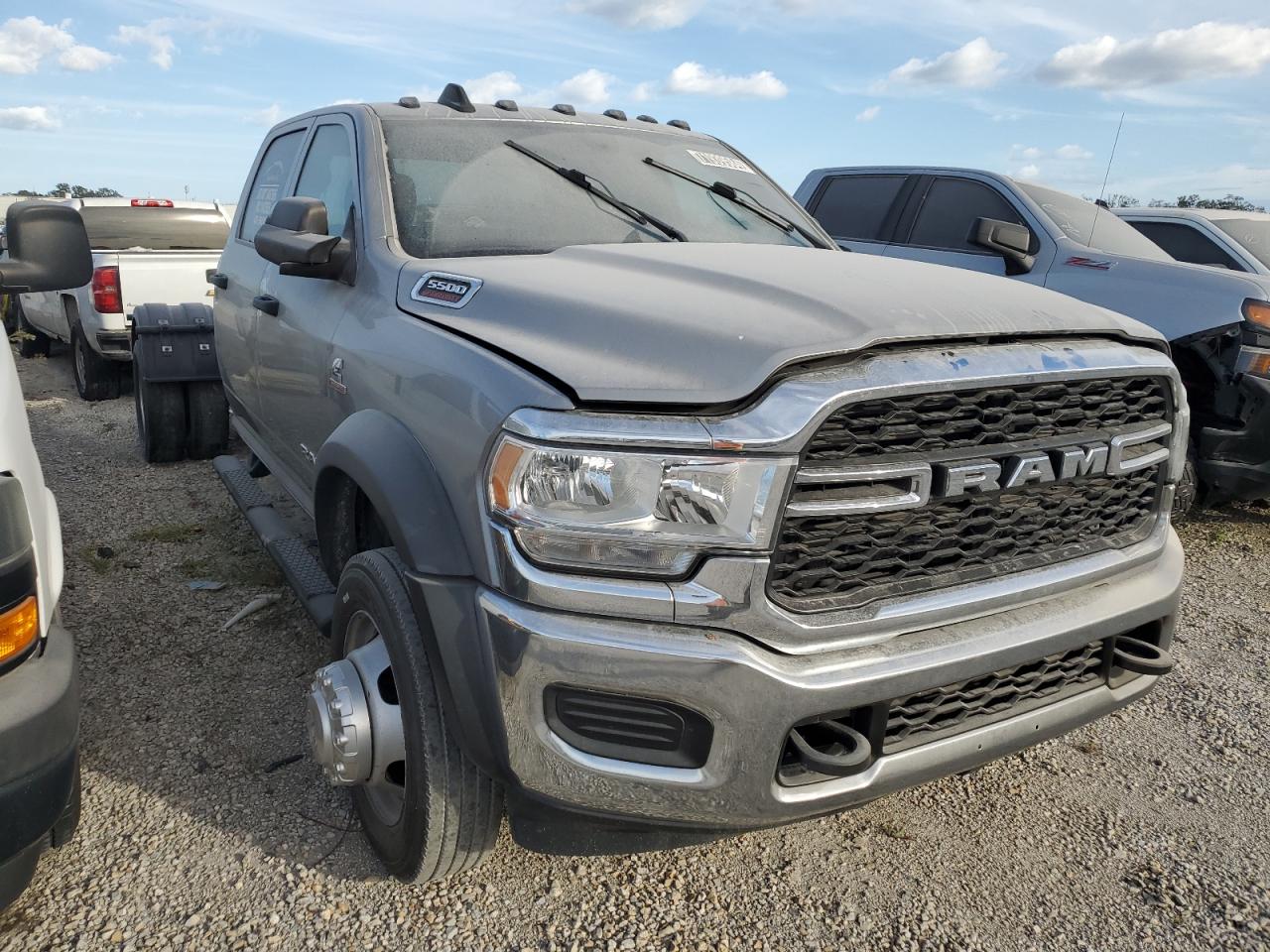 Lot #2962182171 2022 RAM 5500