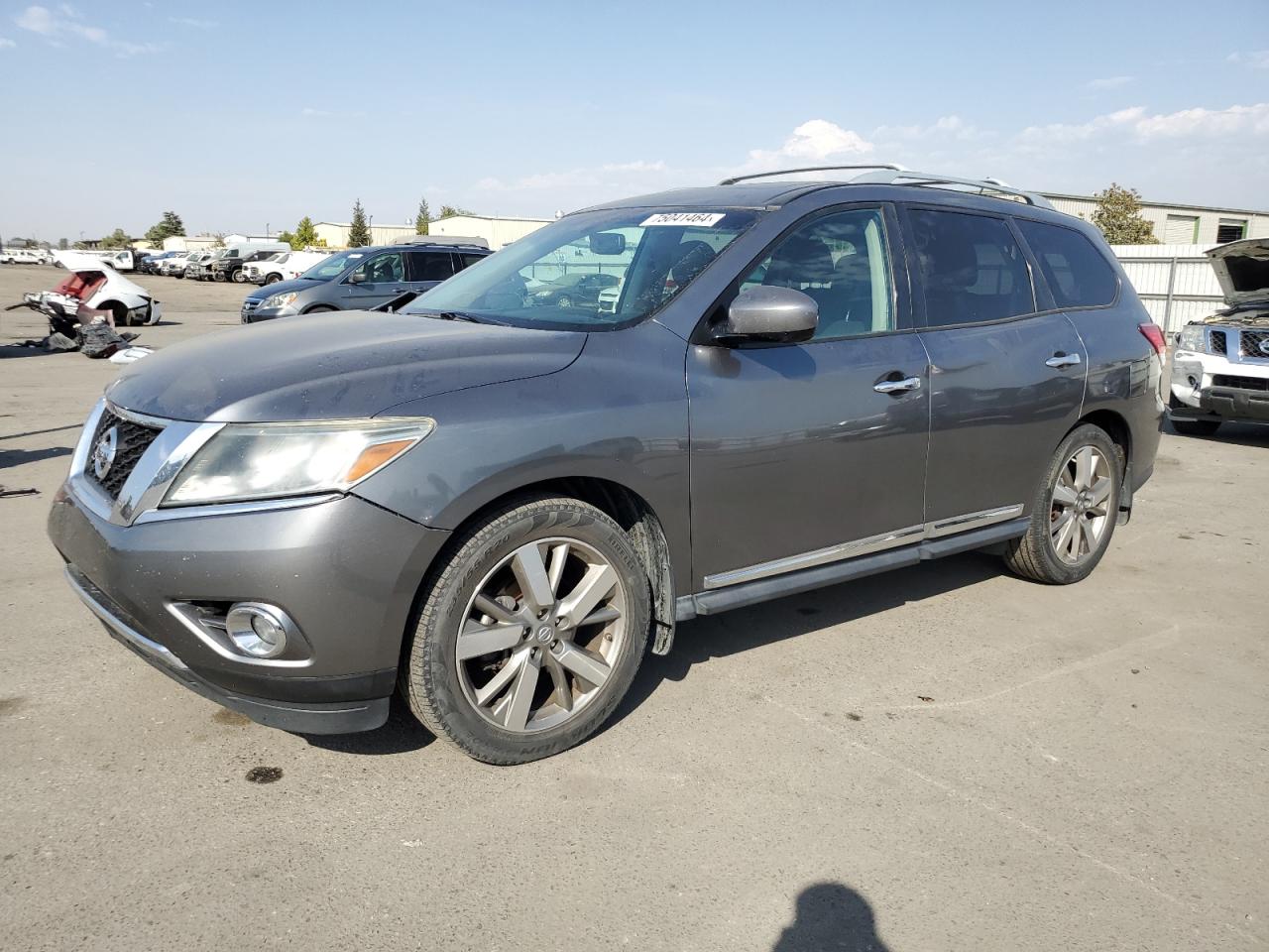 Nissan Pathfinder 2015 Wagon Body Style