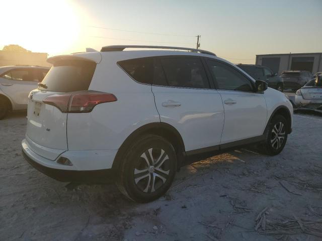 VIN JTMZFREV3JJ171433 2018 Toyota RAV4, LE no.3