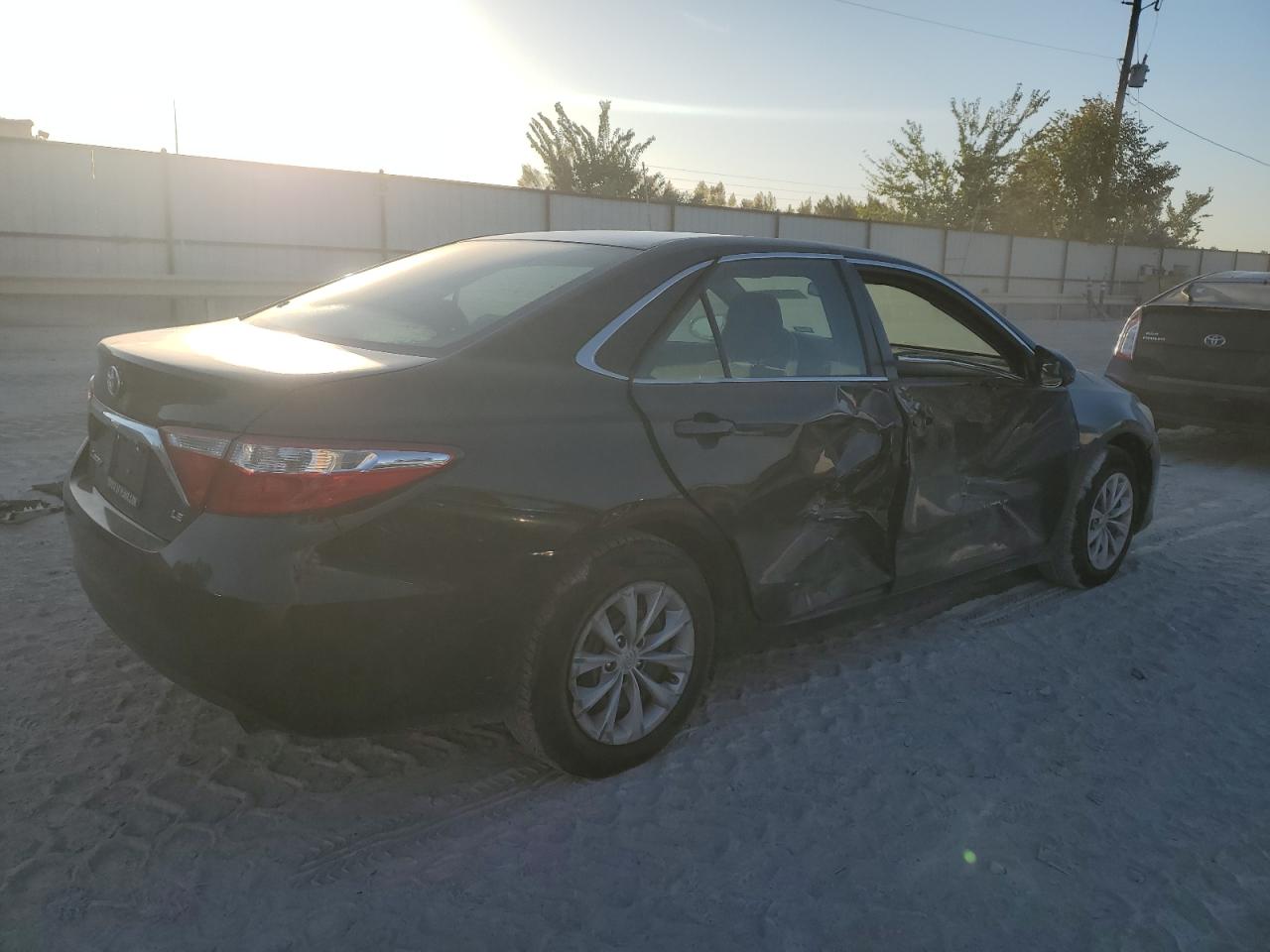 Lot #2991682171 2016 TOYOTA CAMRY LE