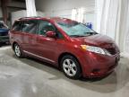 TOYOTA SIENNA LE photo