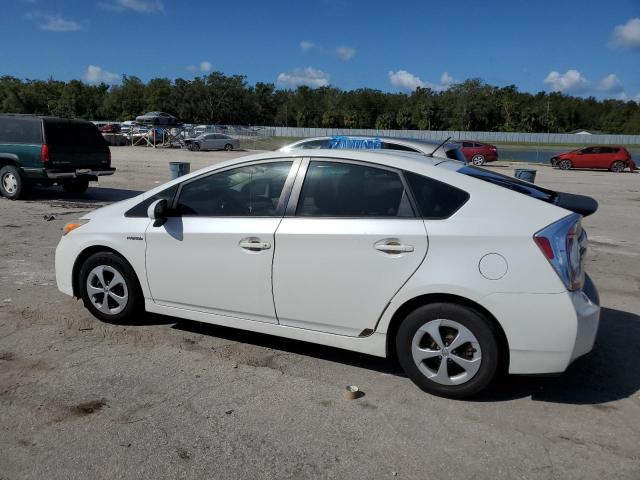 VIN JTDKN3DU7E0365839 2014 Toyota Prius no.2