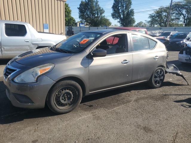 NISSAN VERSA S