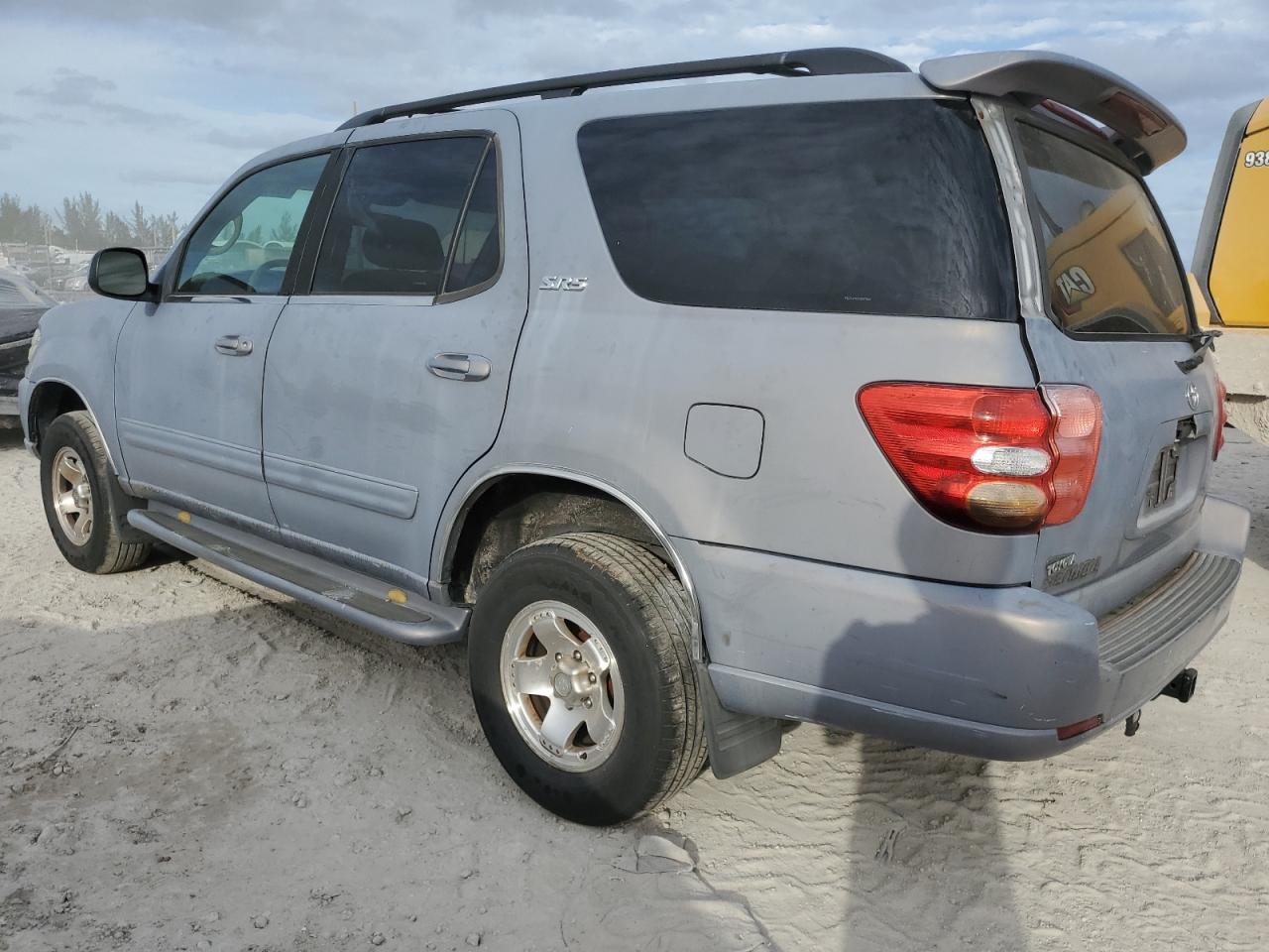 Lot #2911667846 2001 TOYOTA SEQUOIA SR