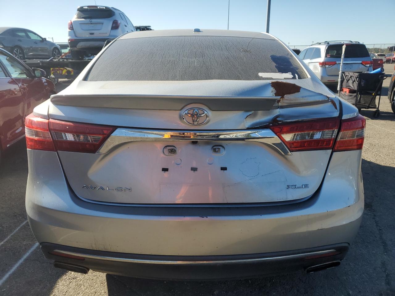 Lot #2930506511 2018 TOYOTA AVALON XLE