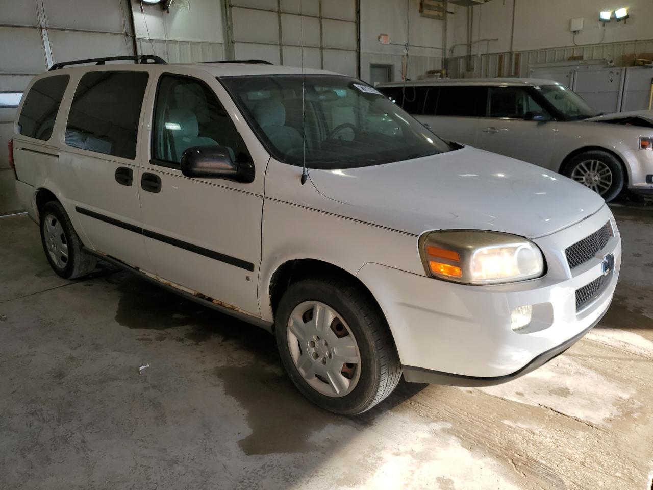 Lot #2938149915 2006 CHEVROLET UPLANDER L