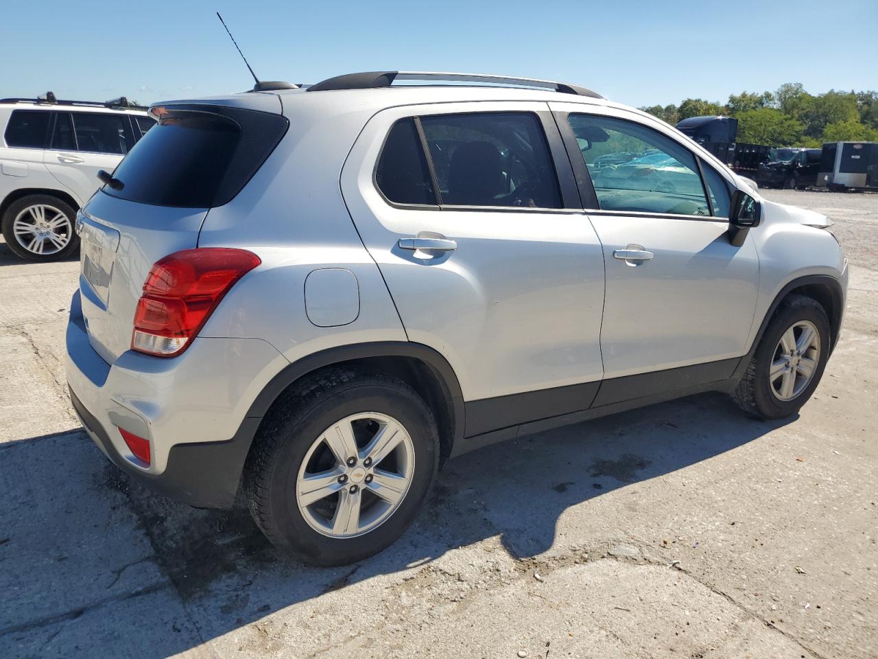 Lot #2960176102 2021 CHEVROLET TRAX 1LT