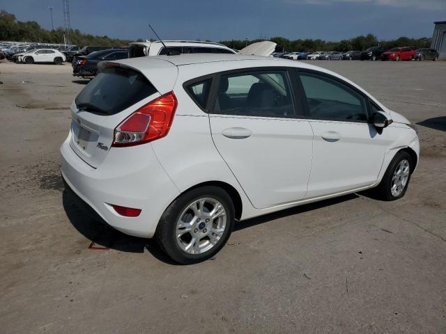 VIN 3FADP4EJ7FM115518 2015 Ford Fiesta, SE no.3