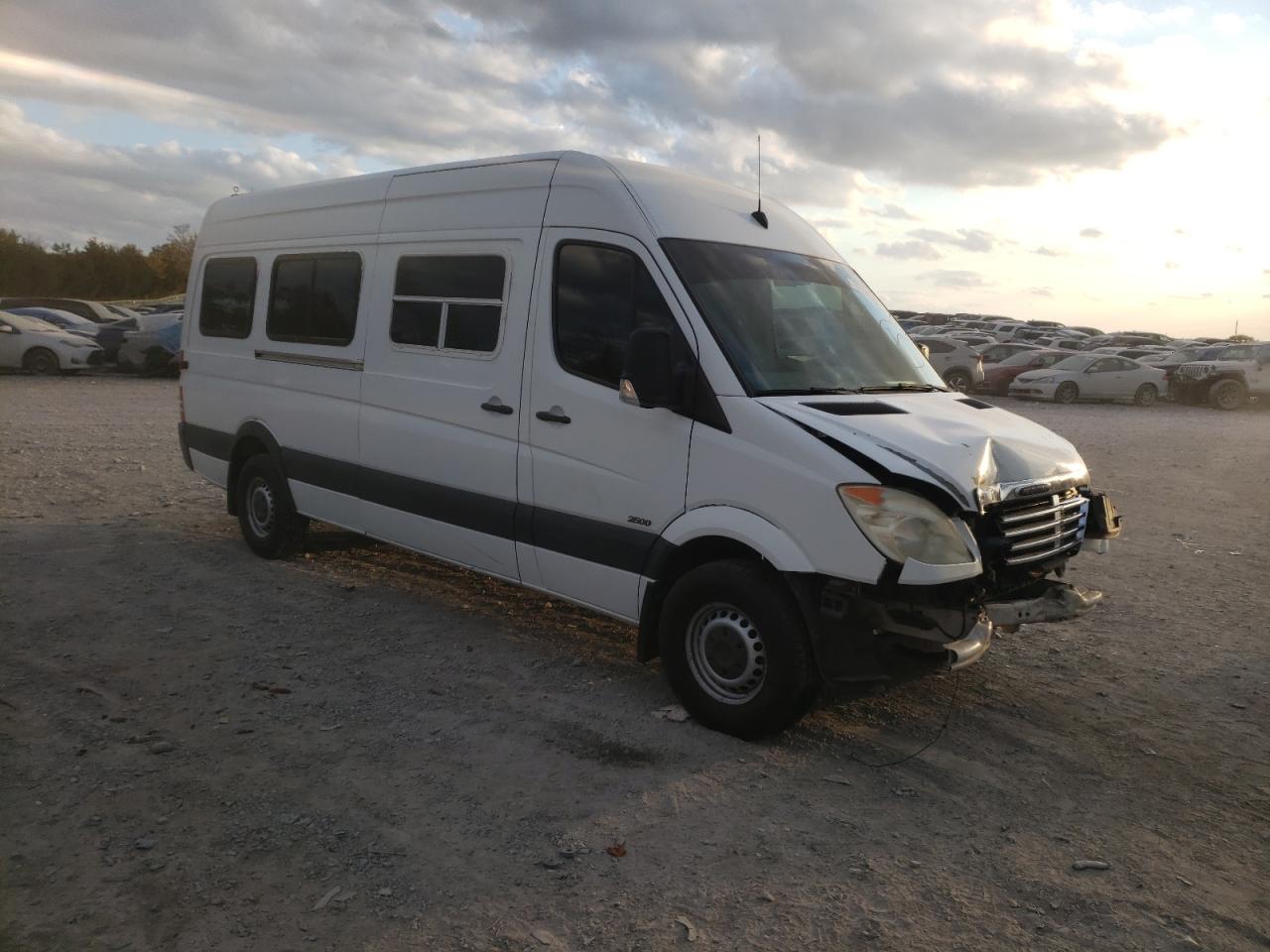 Lot #2991692124 2008 FREIGHTLINER SPRINTER 2