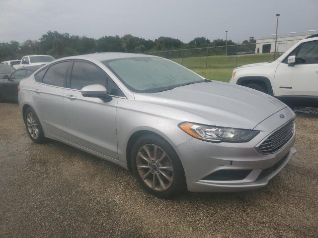 VIN 3FA6P0H72HR411151 2017 Ford Fusion, SE no.4