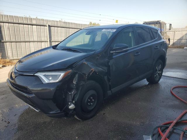 VIN 2T3RFREV4JW792293 2018 Toyota RAV4, Adventure no.1