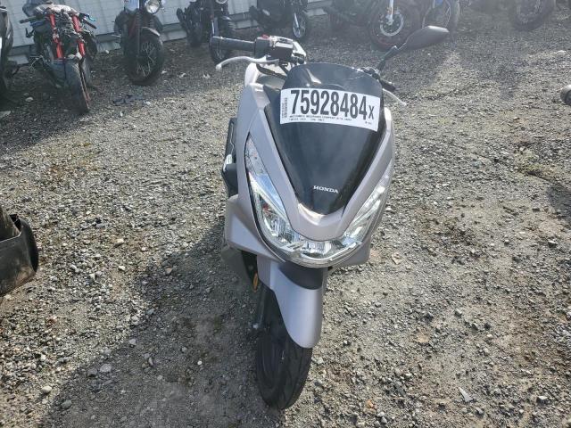2016 HONDA PCX 150 - RLHKF1805GY100690