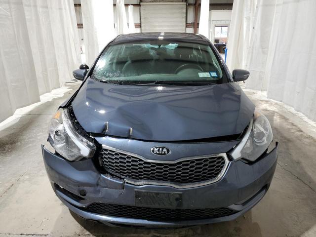 VIN KNAFX4A63G5477130 2016 KIA Forte, LX no.5