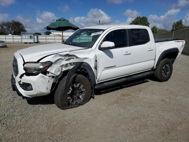 VIN 5TFCZ5AN0HX081966 2017 Toyota Tacoma, Double Cab no.1