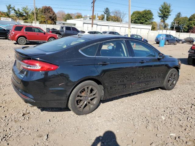 VIN 3FA6P0HD8JR264586 2018 Ford Fusion, SE no.3