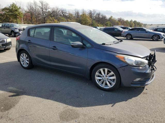 VIN KNAFX5A83G5493903 2016 KIA Forte, EX no.4