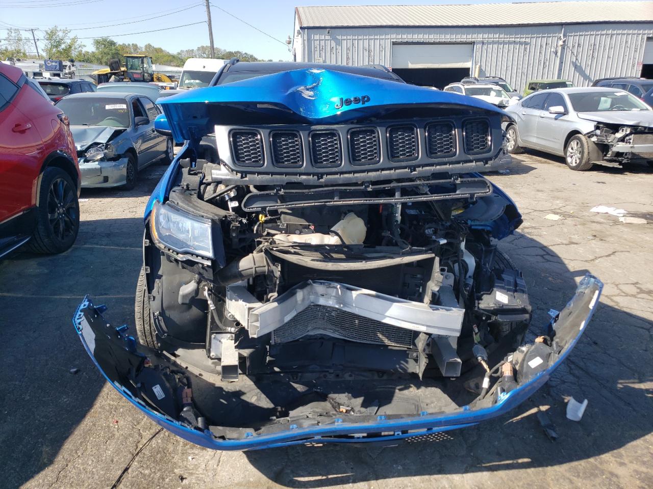 Lot #2940746312 2020 JEEP COMPASS LA