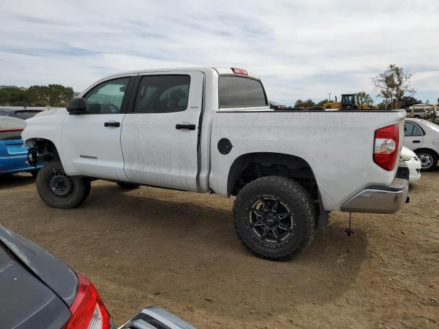 TOYOTA TUNDRA CRE 2017 white  gas 5TFEM5F11HX116060 photo #3