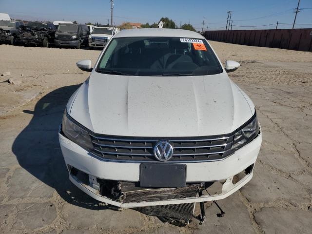 VIN 1VWAT7A37GC041275 2016 VOLKSWAGEN PASSAT no.5