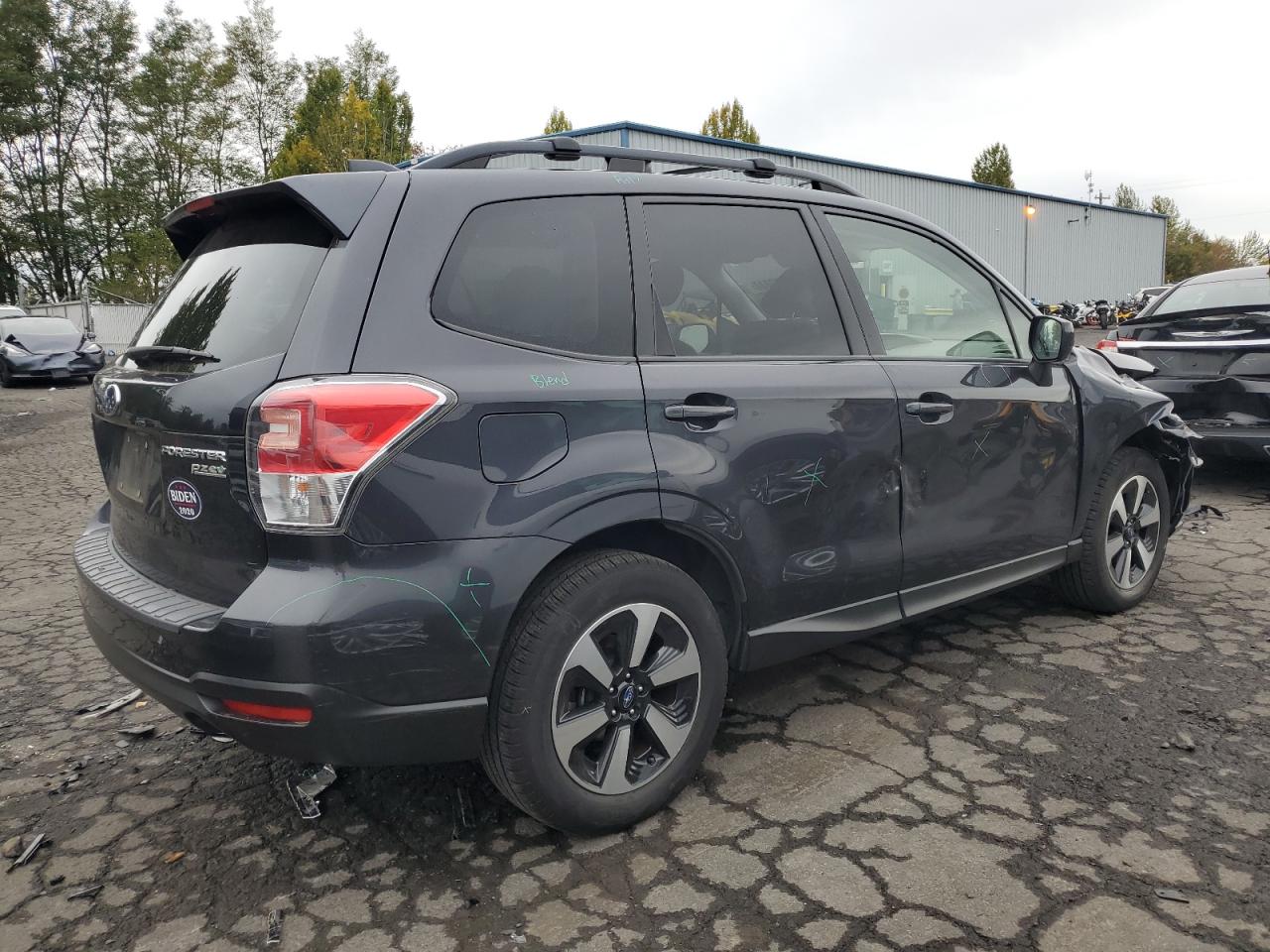 Lot #2989333563 2017 SUBARU FORESTER 2