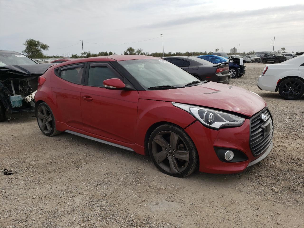 Lot #2953145731 2013 HYUNDAI VELOSTER T