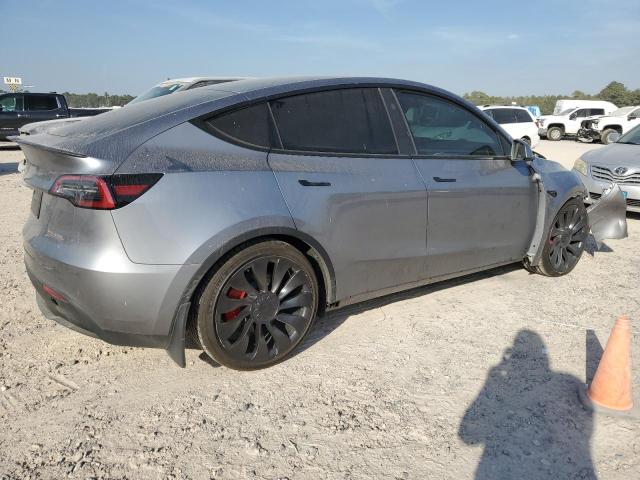 2024 TESLA MODEL Y - 7SAYGDEF7RA302354