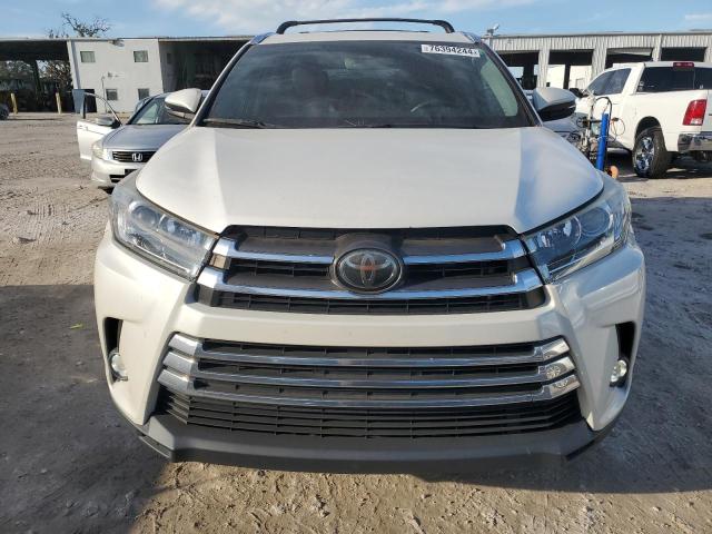 VIN 5TDYZRFH4JS268848 2018 Toyota Highlander, Limited no.5