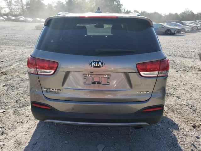 VIN 5XYPHDA56HG241320 2017 KIA Sorento, EX no.6