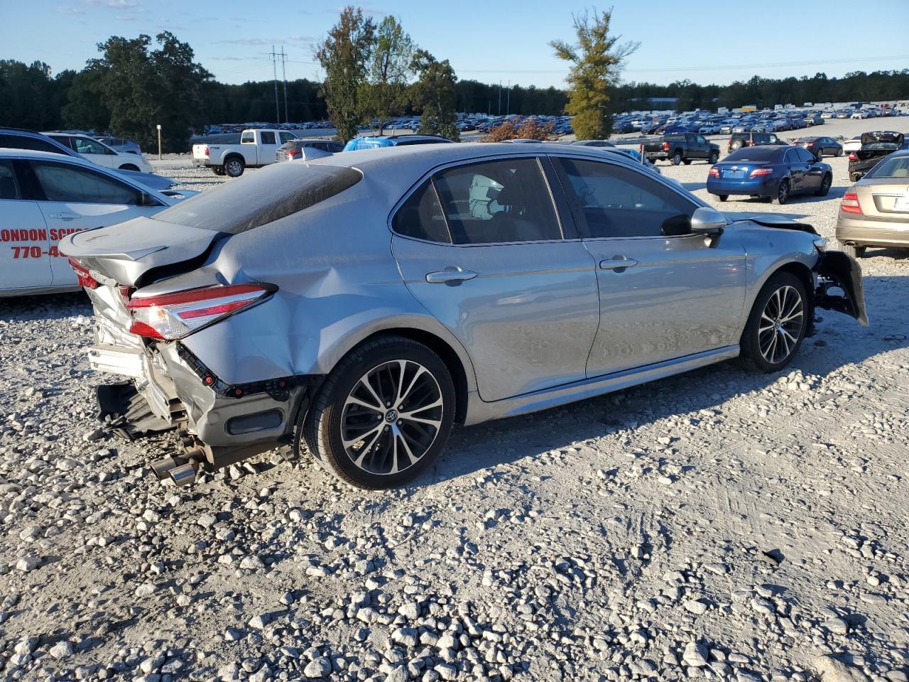 Lot #2972388491 2020 TOYOTA CAMRY SE